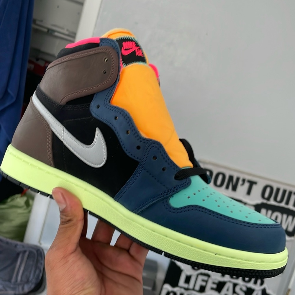 Air Jordan 1 Bio hack
